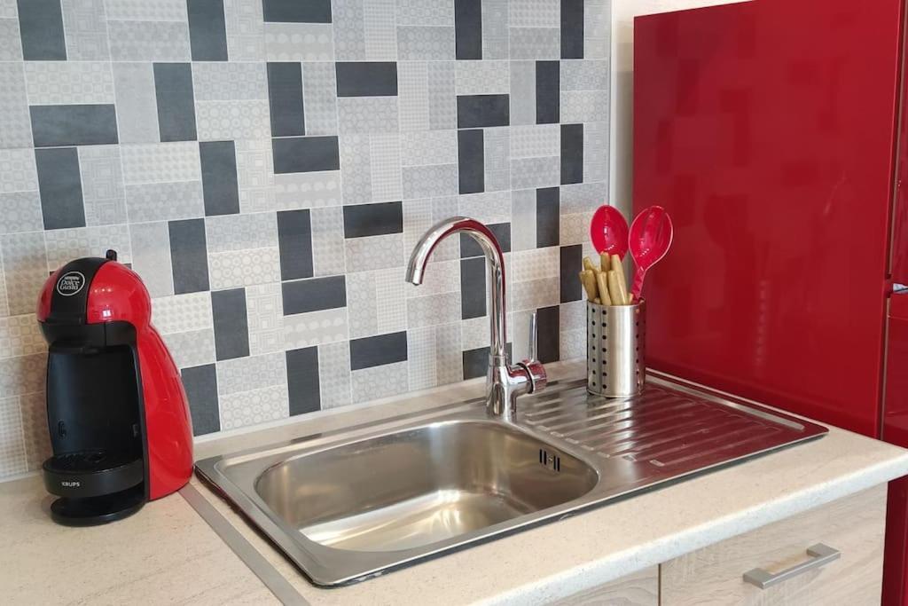 Cozy Apartment In Volos!! ภายนอก รูปภาพ